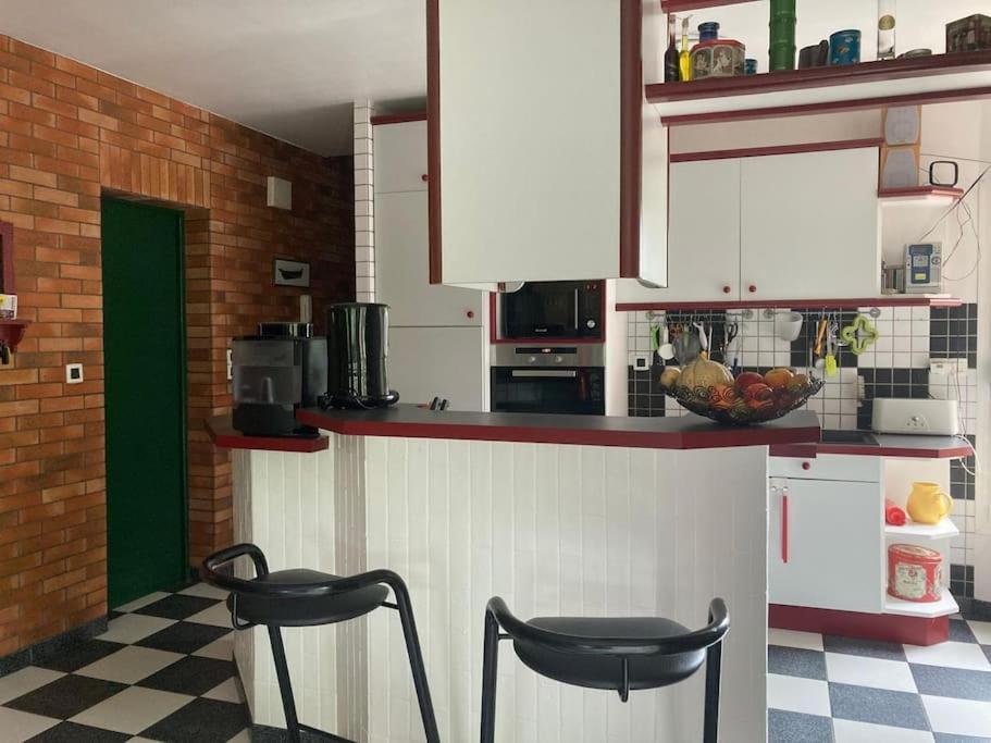 Holiday home La Maison Rose - Avec Grand Jardin Clos A 300m De La